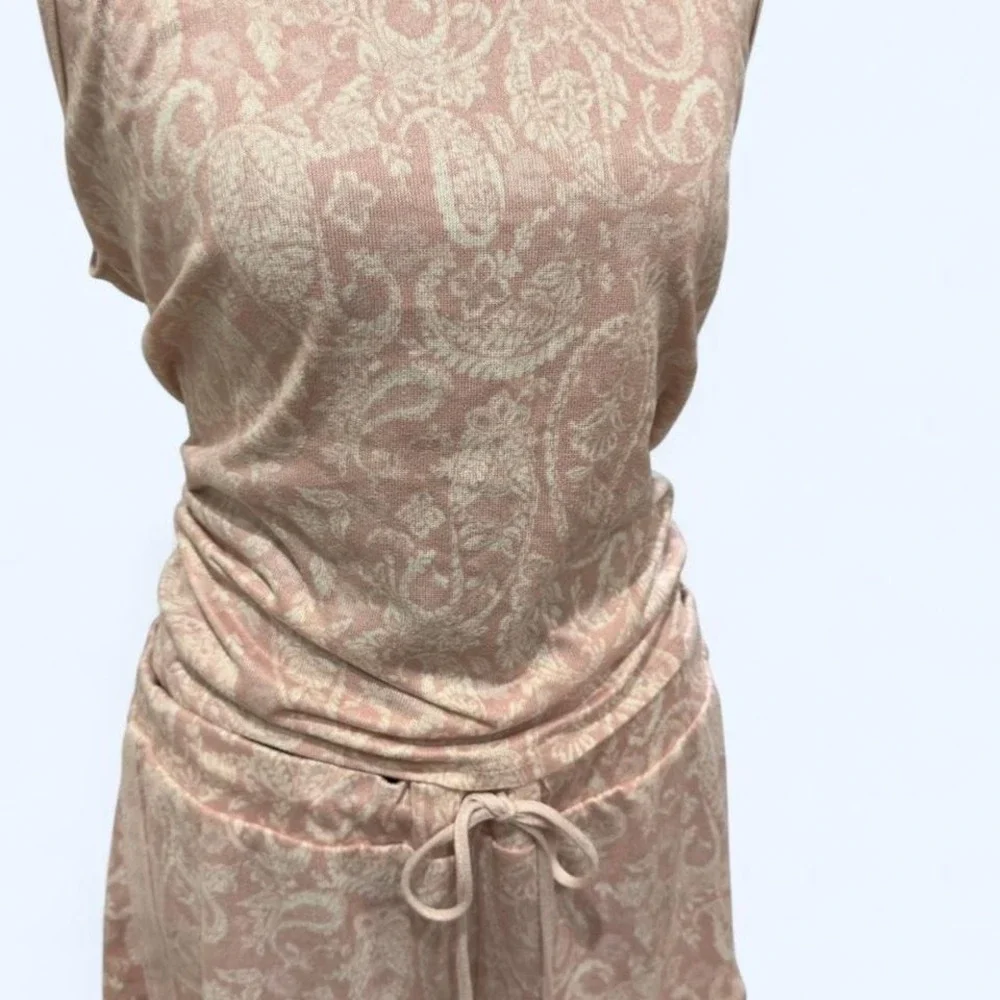 Lucky Brand matching lounge set in a‎ dreamy faded pink paisley